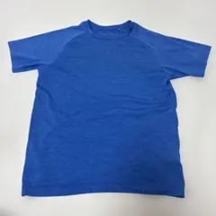 ユニクロ　150 サイズ　青いTシャツ