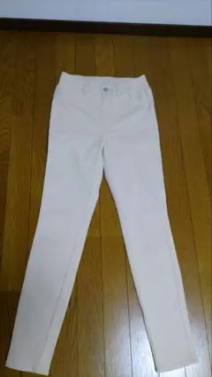 HEATTECH ベージュ スキニーパンツ MサイズUNIQLO