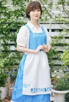 【美女と野獣】ベル　エプロン　日本限定200枚！【仮装にも】 美女と野獣】ベル エプロン 日本限定200枚！【仮装にも】 - メルカリ