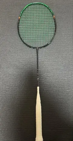 YONEX バドミントンラケット アストロクス77Pro 3U G5 - メルカリ