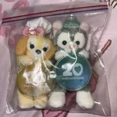 ダッフィー＆フレンズ 20周年カラフルハピネス ぬいぐるみキーチェーン