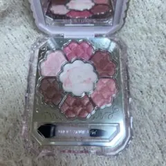 ジルスチュアート クリスマスコフレ2025 リボン アイシャドウ