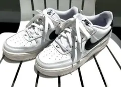 NIKE エアフォース1 キッズ 23センチ　(箱無し )