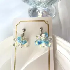 花しずくイヤリング 天然石 ゆらゆら 非対称　アシメ　ブルー　可愛い　着物
