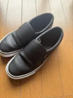 NIKE スニーカー スリッポン 23.5 黒 レザー
