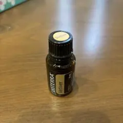 【新品未使用・正規品】希少 doTERRA サンダルウッド 5ml サンダルウッド5ml - メルカリ