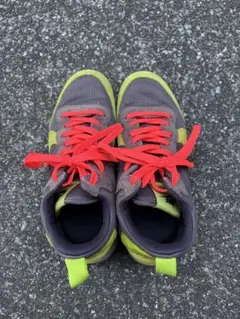 NIKE カラフルスニーカー