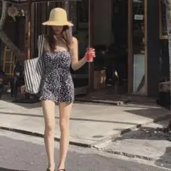花柄 ワンピース水着 ブラックのサムネイル