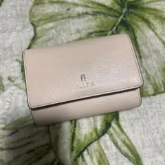 【訳あり】フルラ　財布　二つ折り財布