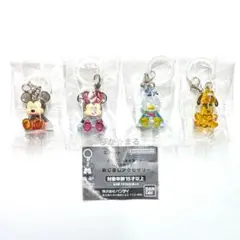 ディズニーキャラクター　めじるしアクセサリー　おすわり4点セット　ガチャ