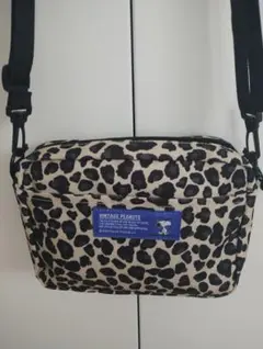 SOLEILスヌーピー PEANUTSミニショルダー 中古美品のサムネイル