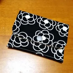 ハンドメイド　ポケットティッシュケース＊内ポケット　プラスチックホック付き＊