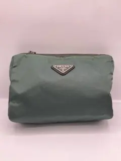 PRADA プラダ 化粧ポーチ プラダ 三角ロゴ ナイロン コスメ カーキ Y