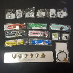 BUMPOFCHICKEN キーホルダー　ツイストバンド　ピンバッチ詰め合わせ
