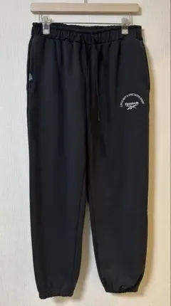 Reebok ブラック スウェットパンツ　Lサイズ