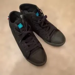 ブラックキャンバスハイカットスニーカー