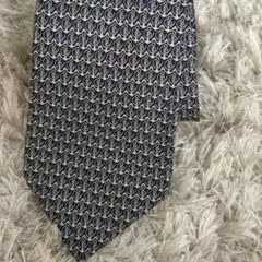 サルヴァトーレ・フェラガモ ネクタイ イタリア製 メンズ