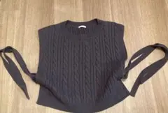 GU ケーブル編み ノースリーブニット