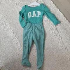 【46】baby GAP ロンパース　足付きパンツ　2枚セット　セットアップ