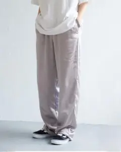 notch. ノッチ　カラーサテンパンツ　M ライトグレー　イージーパンツ