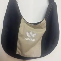 adidas ショルダーバッグ ブラック ベージュ