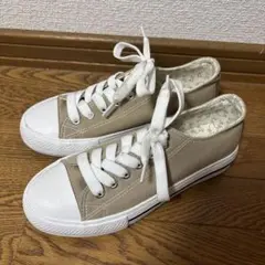 MOZ ベージュ キャンバス ローカットスニーカー