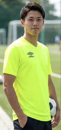 【新品未使用】umbro アンブロ 蛍光イエロー 半袖シャツ M