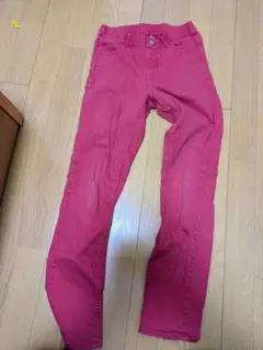 UNIQLO　赤いスリムフィット長ズボン　XL