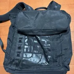 ノースフェイス　リュック 黒色になります