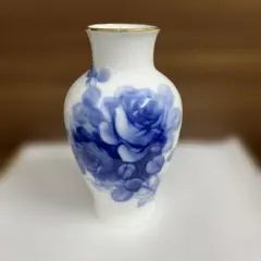 【廃盤】 大倉陶園 花瓶 ブルーローズ 金彩縁 OKURA 花器 金彩 陶器のサムネイル