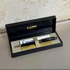 PILOT 油性ボールペン