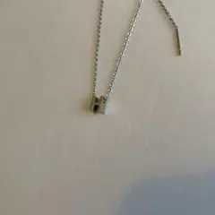 Hモチーフ ネックレス シルバーカラー