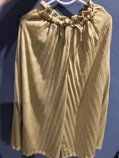 プリーツ ワイドパンツ ベージュ