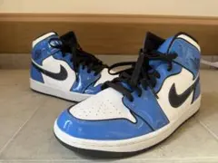 ナイキ エアジョーダン1 mid スニーカー 28cm シグナルブルー