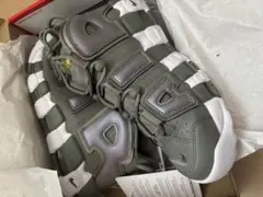 NIKE AIR MORE UPTEMPO オリーブ 25.5cm