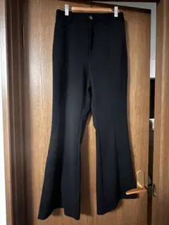 GU ブラック フレアパンツ