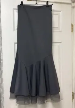 ★新品タグ付き　ハイウェスト　グレーチュール付アシンメトリー　マーメイドスカート