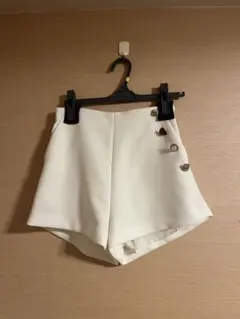 EIMY ISTOIRE 新作POMショートパンツ ベージュ - メルカリ
