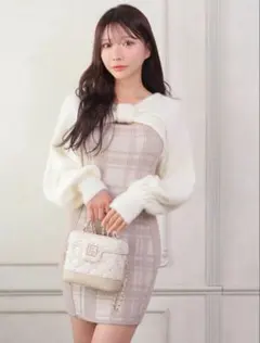 【最終値下げ】LIP SERVICE リボンフェザーアンサンブルニットワンピース