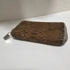 ALZUNI ヘビ革製ブラウンキーケース