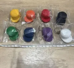新品未使用キーホルダー　帽子　キャップ8個セット