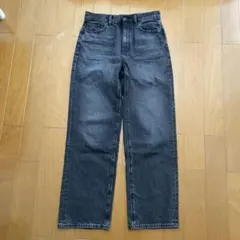 gu ハイウエストストレートジーンズ