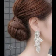 No.194 大ぶり✩.*˚シルバーの不規則ゆらゆらピアス✩.*˚のサムネイル