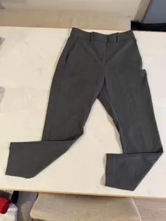 H&M カジュアルパンツ グレー EUR 38のサムネイル