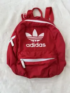adidasオリジナル 赤 リュック