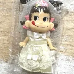 【未開封】不二家 ペコちゃんウェディングペコ マスコット キーホルダー