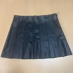 ZARA レザー スカート プリーツ 黒 ブラック