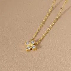 フ*ー様 【匿名発送】お花 フラワー クローバー ネックレス ゴールド ジルコニ