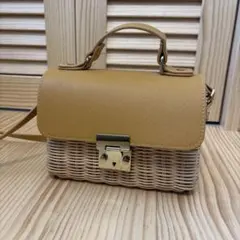 黄色ベージュかごバッグ ハンドル付き