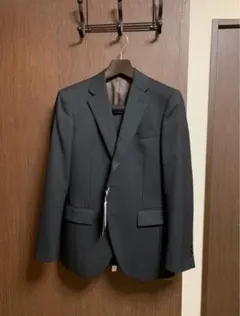 Y4新品未使用！高品質ブラック2パンツスーツ！安心スタンダードデザイン！秋冬春